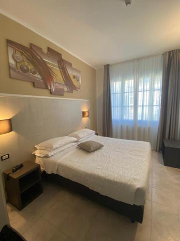 Hotel Montepizzo Lizzano In Belvedere Exterior foto